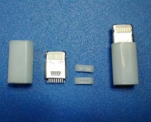 iPhone充电接口演进与USB转接头技术解析 从iPhone 5到8P、16P通用插头